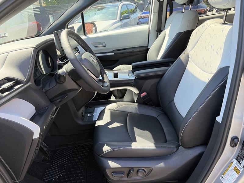 toyota Sienna 2025 - 19