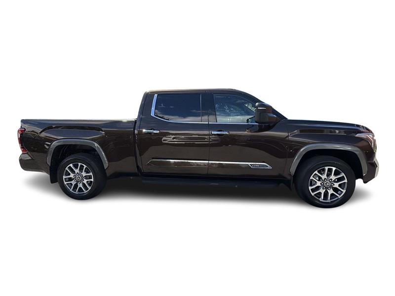 toyota Tundra 2022 - 16