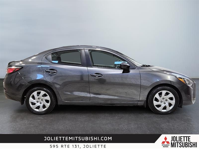 toyota Yaris 2017 - 12