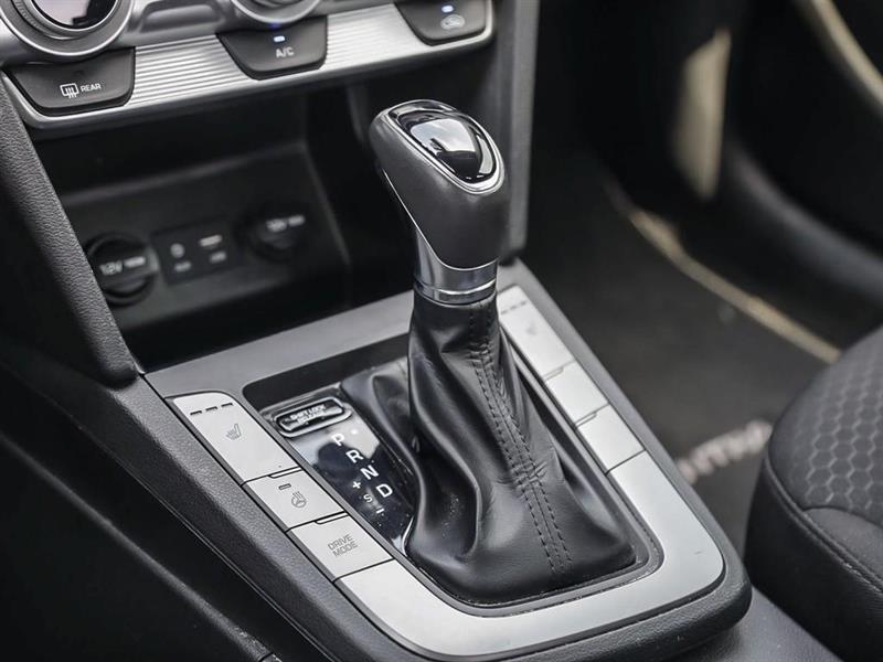 hyundai Elantra 2020 - 19