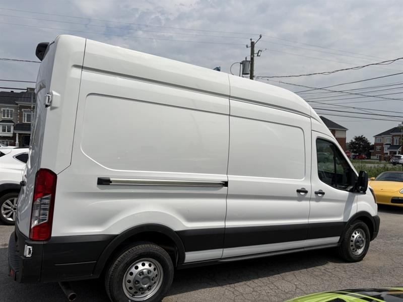 ford Transit fourgon utilitaire 2023 - 8