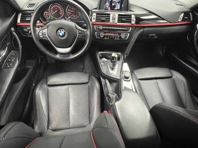 bmw Série 3 2015 - 11