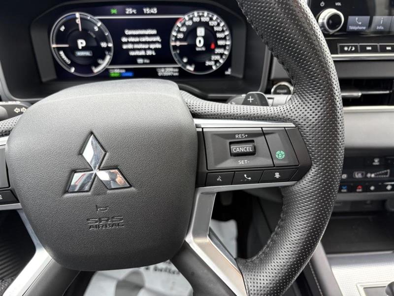 mitsubishi OUTLANDER GT PHEV 2025 - 17