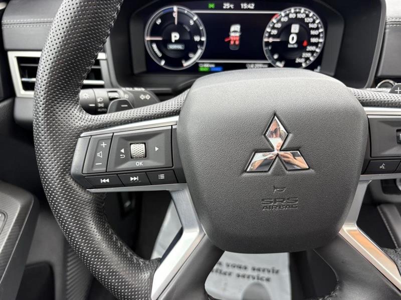 mitsubishi OUTLANDER GT PHEV 2025 - 18