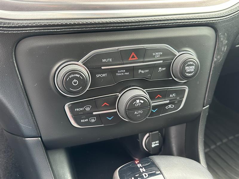 dodge Charger 2019 - 16