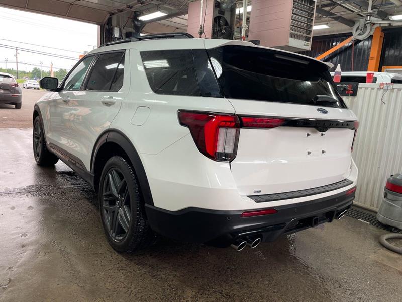 ford Explorer 2025 - 8