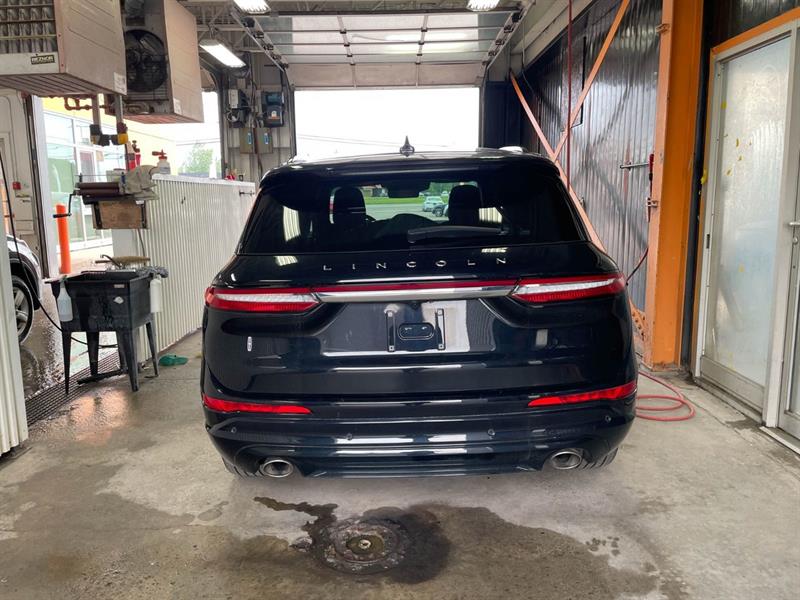 lincoln Corsair 2023 - 9