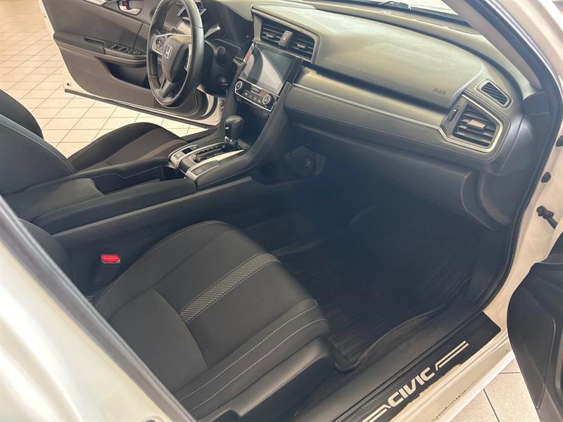 honda Civic Sedan 2018 - 11
