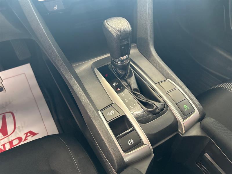 honda Civic Sedan 2018 - 17