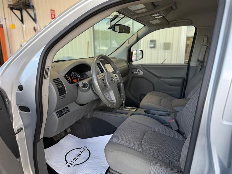 nissan Frontier 2019 - 14