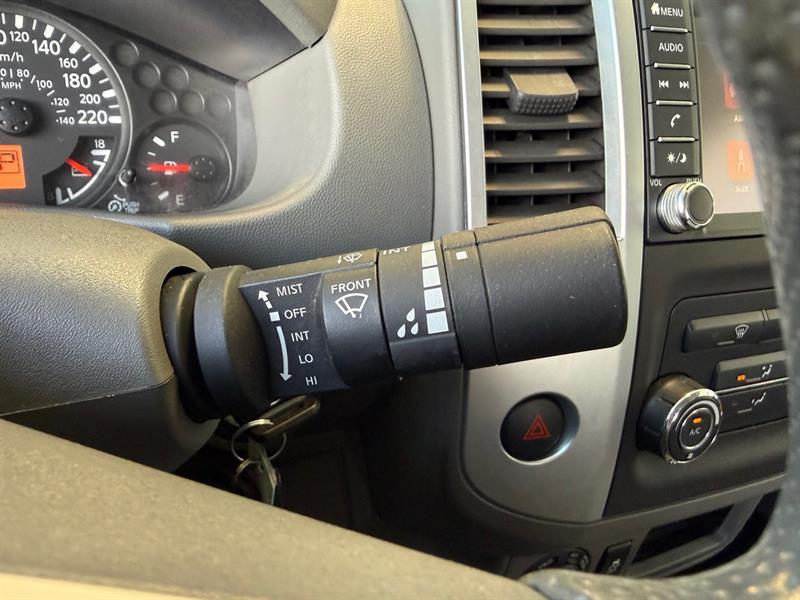 nissan Frontier 2019 - 24