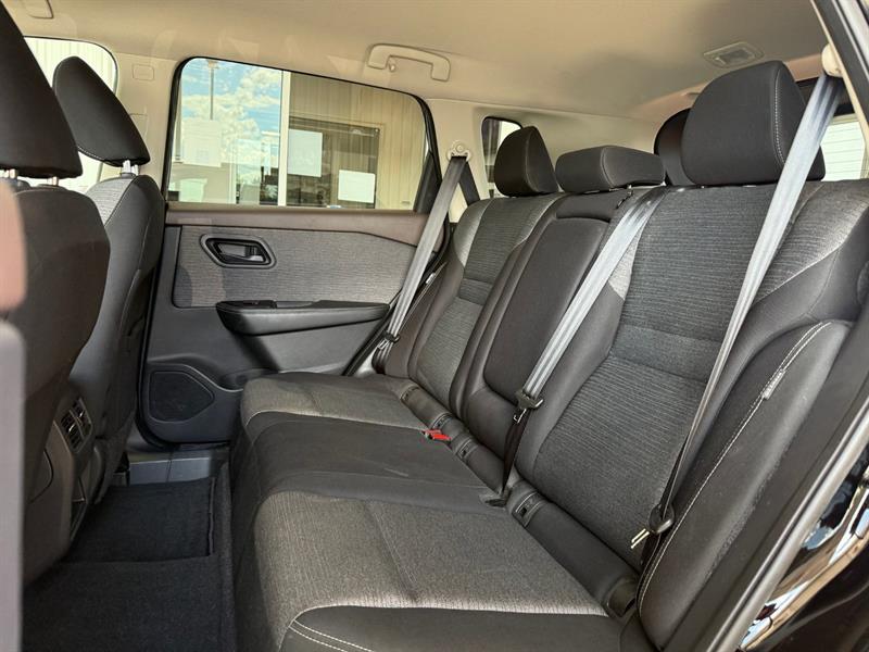 nissan Rogue 2021 - 33
