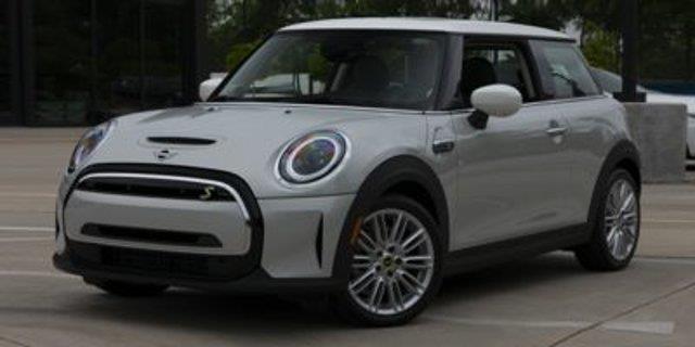 mini 3 Portes 2023
