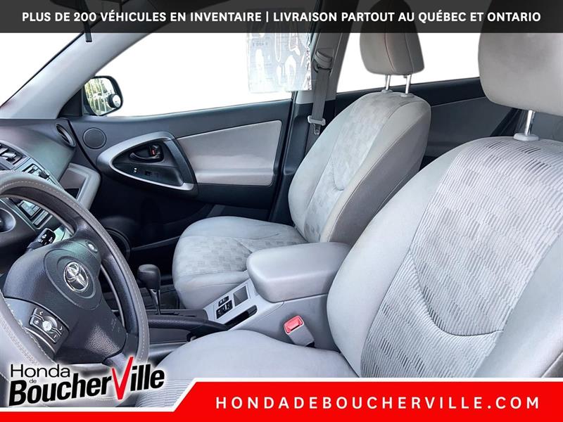 toyota RAV4 2012 - 21