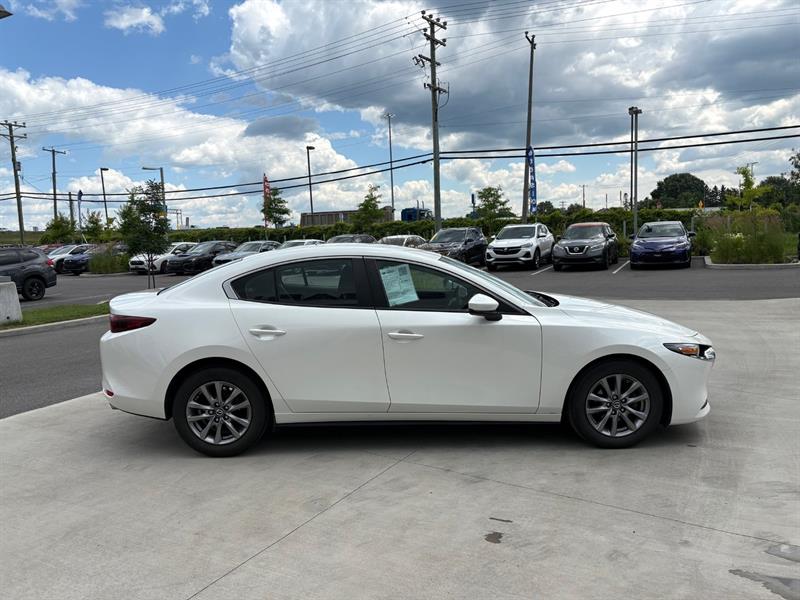 mazda Mazda3 2022 - 12
