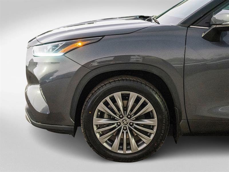 toyota Highlander 2021 - 24