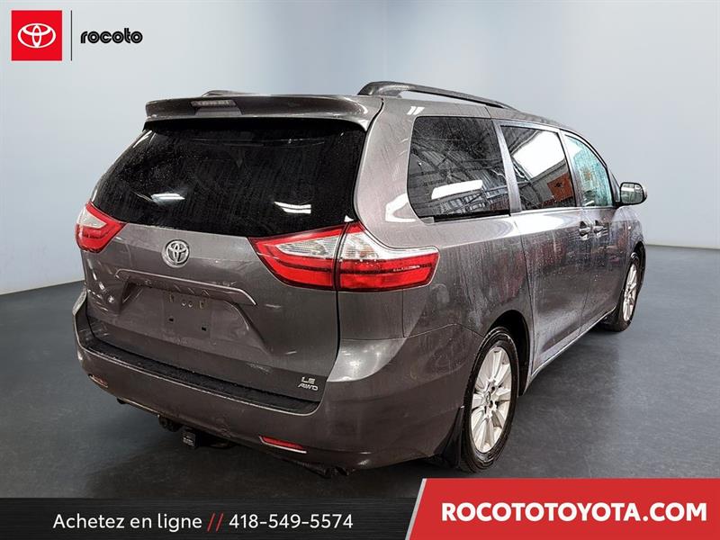 toyota Sienna 2017 - 4