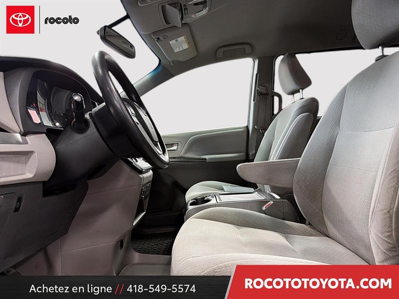 toyota Sienna 2017 - 7