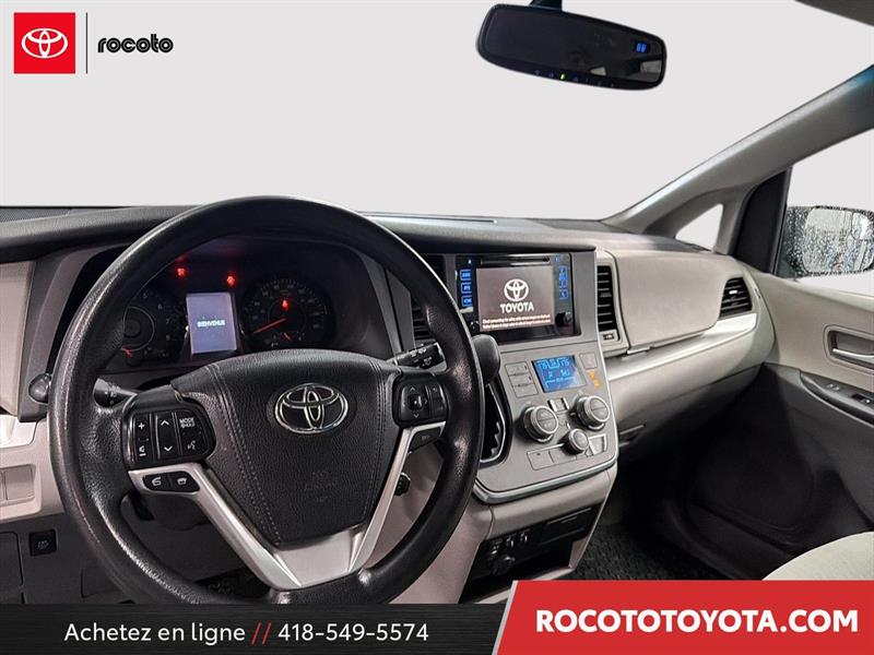 toyota Sienna 2017 - 9
