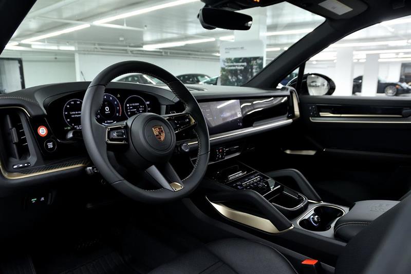 porsche Cayenne 2025 - 17