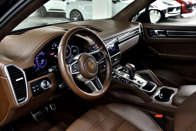 porsche Cayenne 2022 - 15
