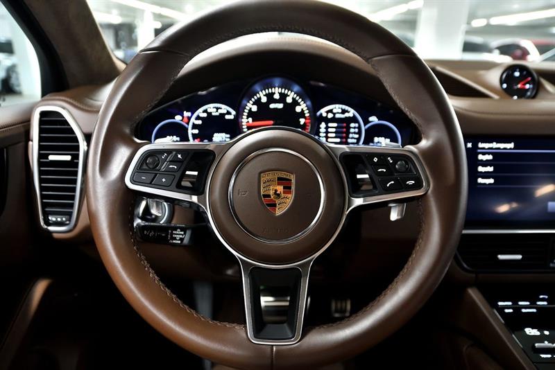 porsche Cayenne 2022 - 18