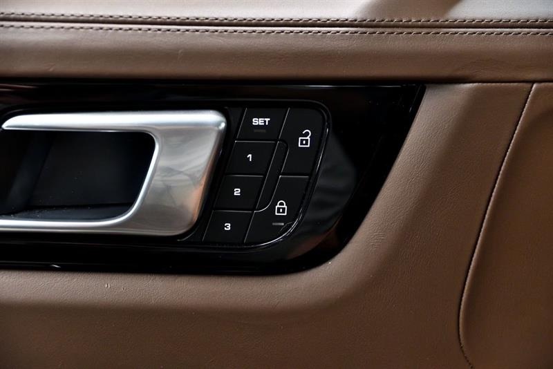 porsche Cayenne 2022 - 39