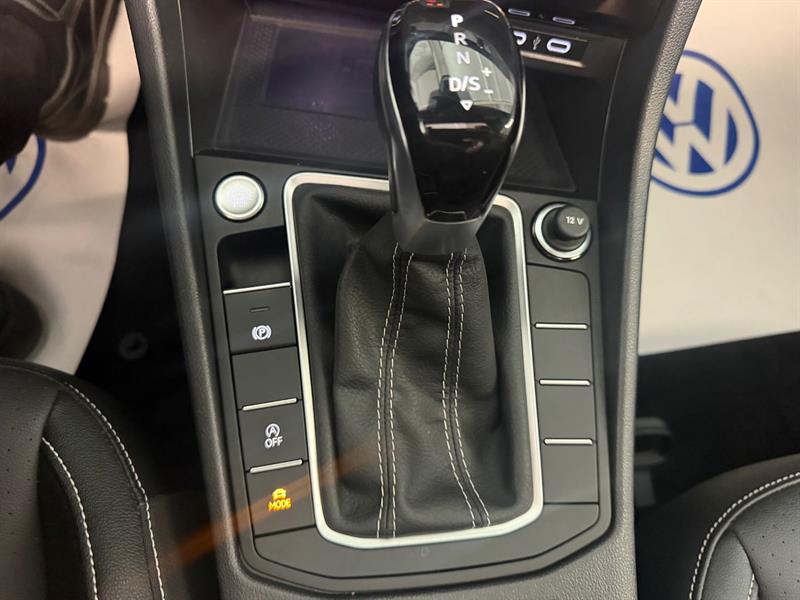 volkswagen Jetta 2022 - 13