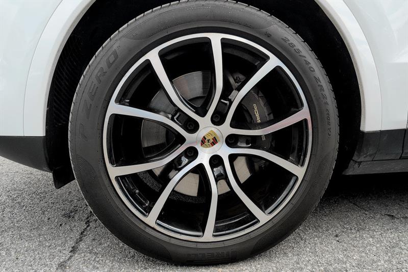 porsche Cayenne 2023 - 19