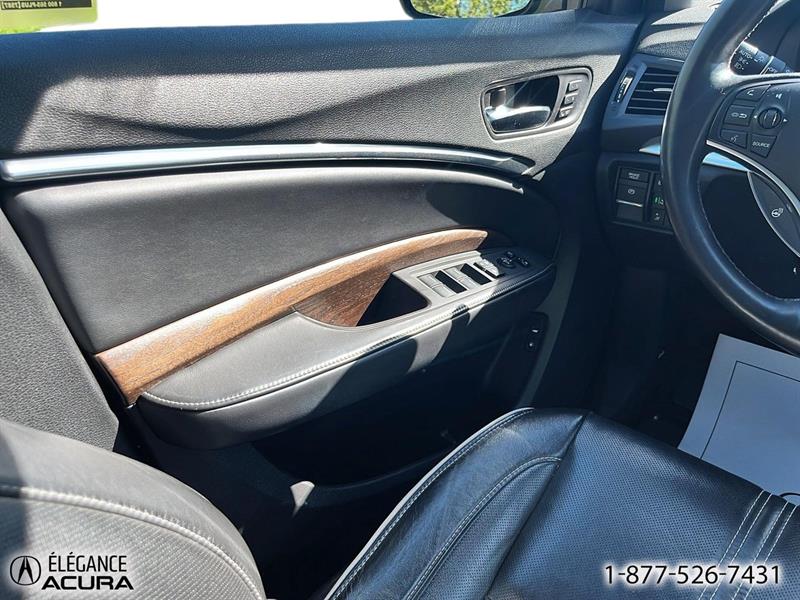 acura MDX 2017 - 16