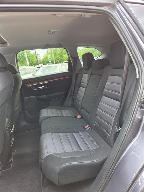 2017 Honda CR-V - Image 13