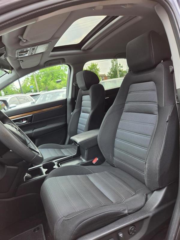 2017 Honda CR-V - Image 16