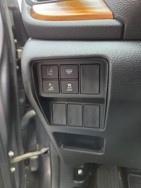 2017 Honda CR-V - Image 19