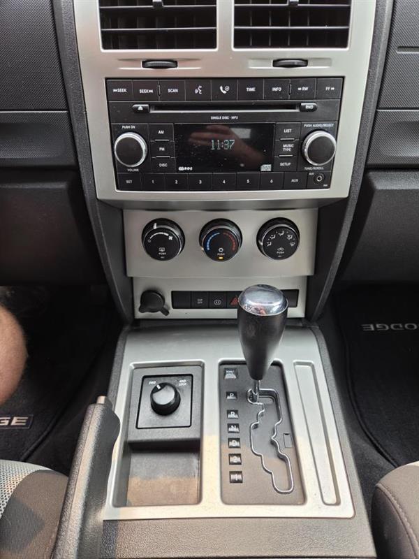 dodge Nitro 2007 - 18