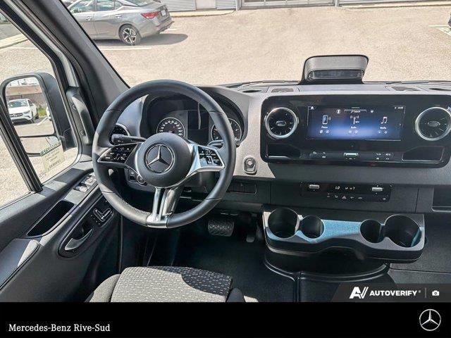 mercedes-benz Sprinter Crew Van 2026 - 9