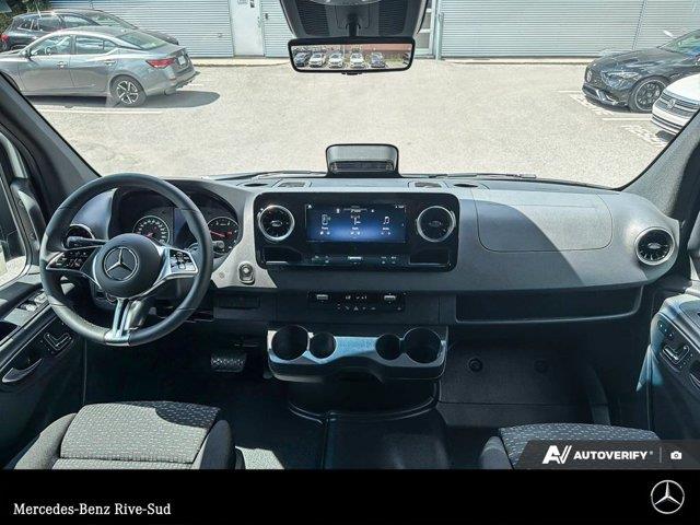 mercedes-benz Sprinter Crew Van 2026 - 10