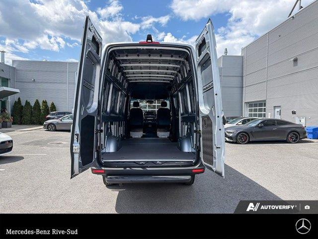 mercedes-benz Sprinter Crew Van 2026 - 17