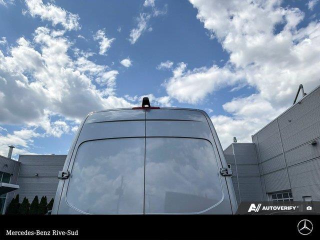 mercedes-benz Sprinter Crew Van 2026 - 25