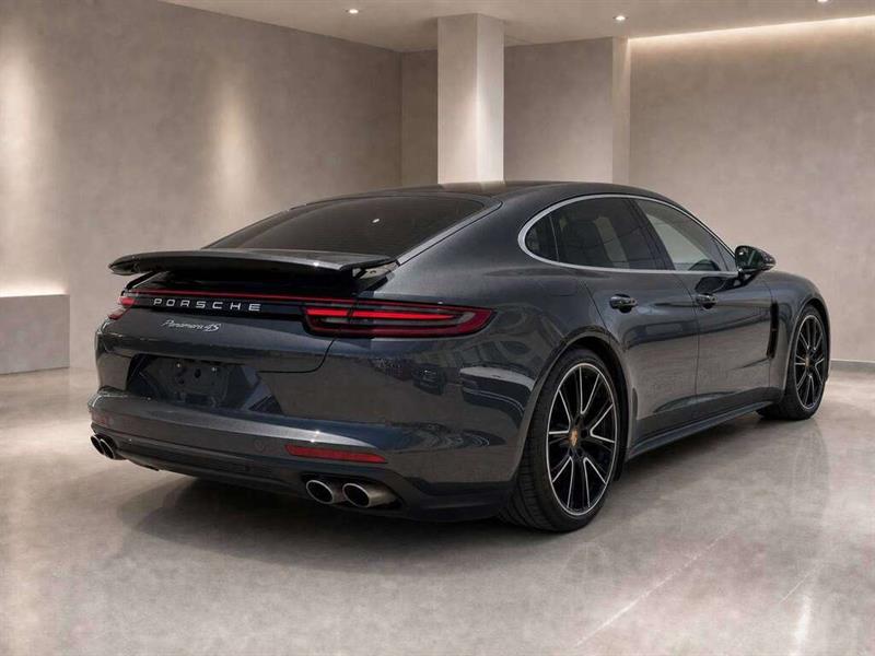 porsche Panamera 2018 - 4