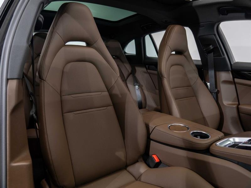 porsche Panamera 2023 - 42