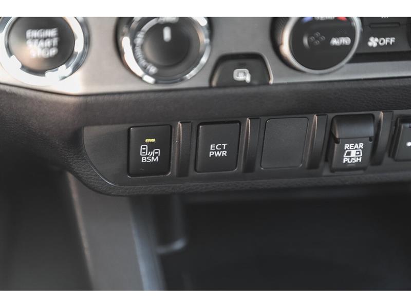toyota Tacoma 2023 - 36