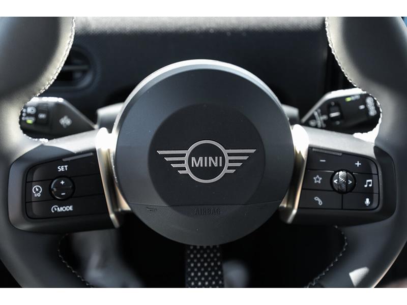 mini 3 Door 2025 - 29