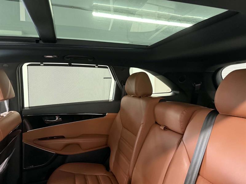 kia Sorento 2019 - 17