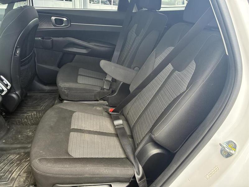 kia Sorento 2022 - 12