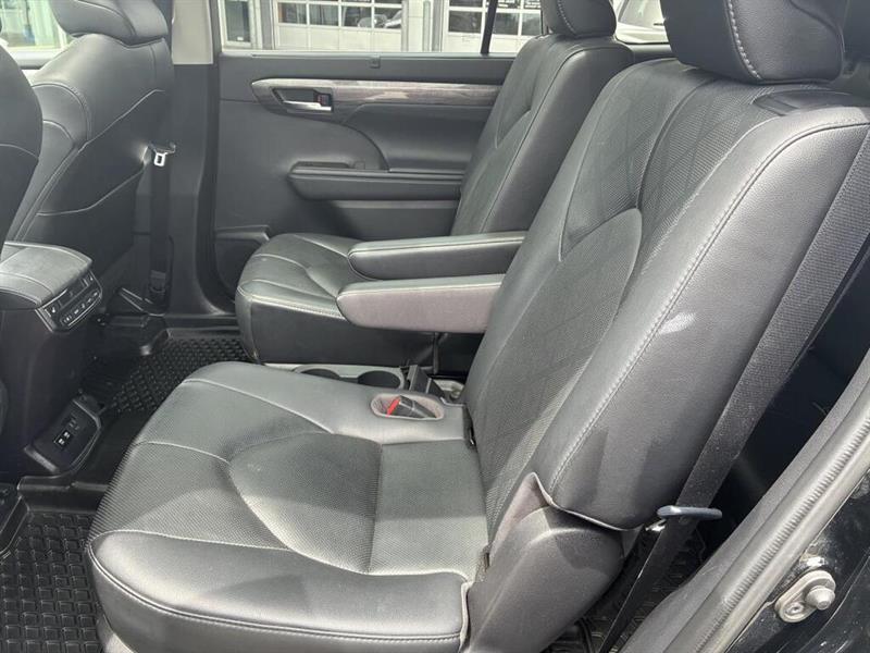 toyota Highlander 2021 - 16