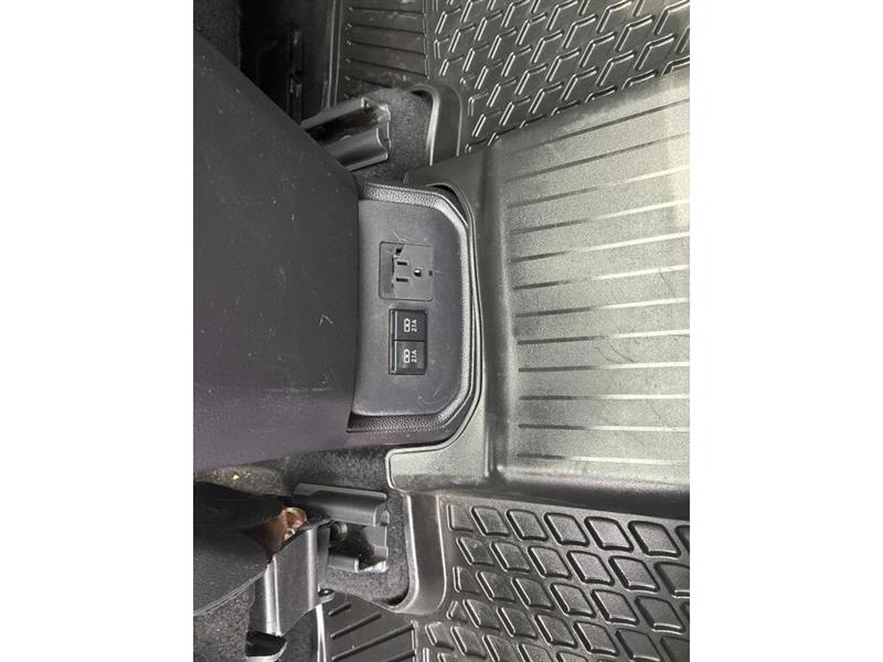toyota Highlander 2021 - 17