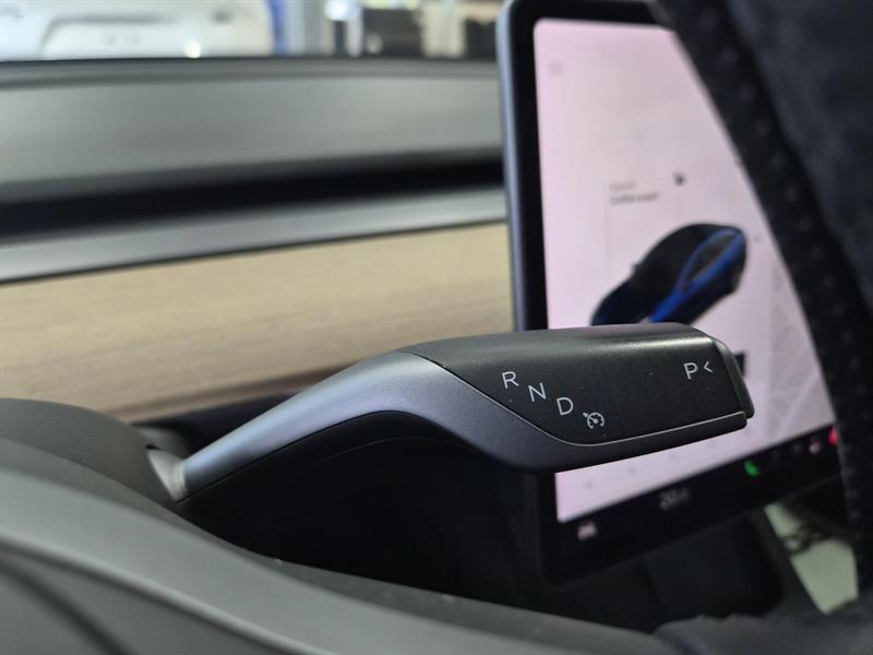 tesla Model 3 2021 - 15