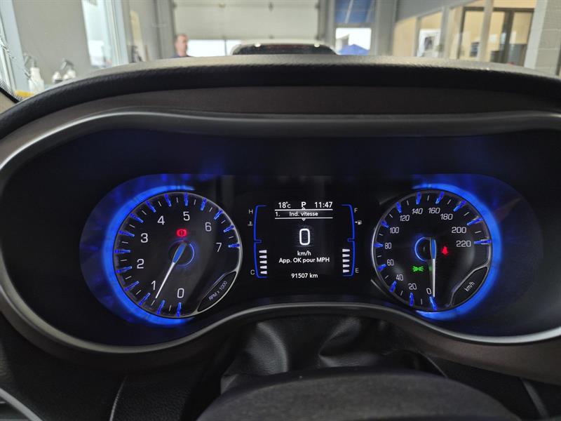 chrysler Pacifica 2019 - 17