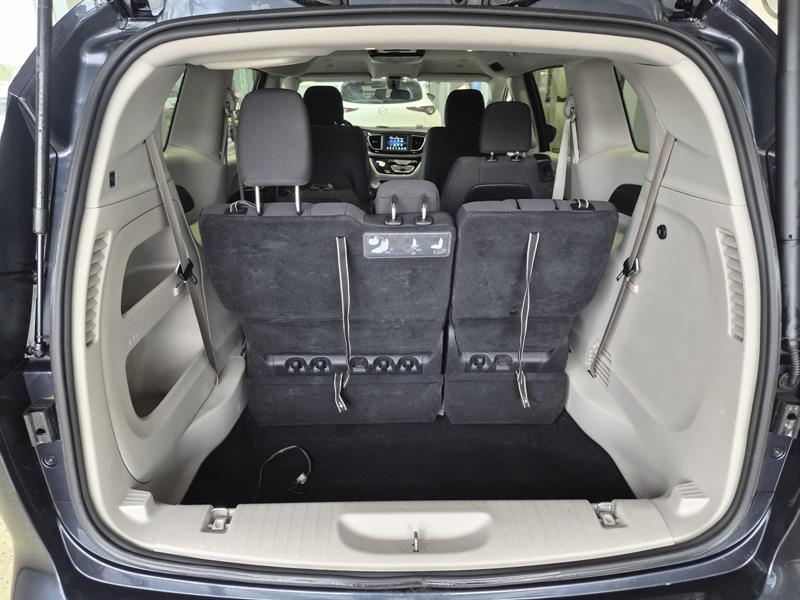 chrysler Pacifica 2019 - 24