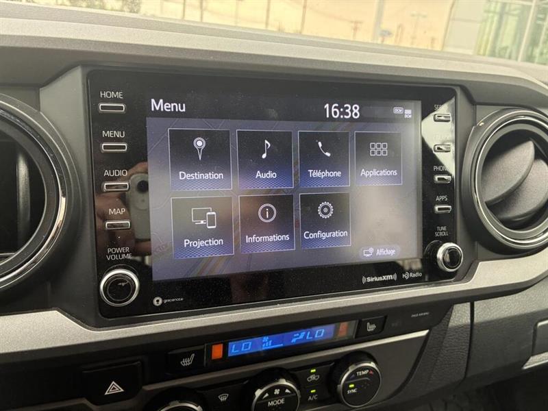 toyota Tacoma 2022 - 11